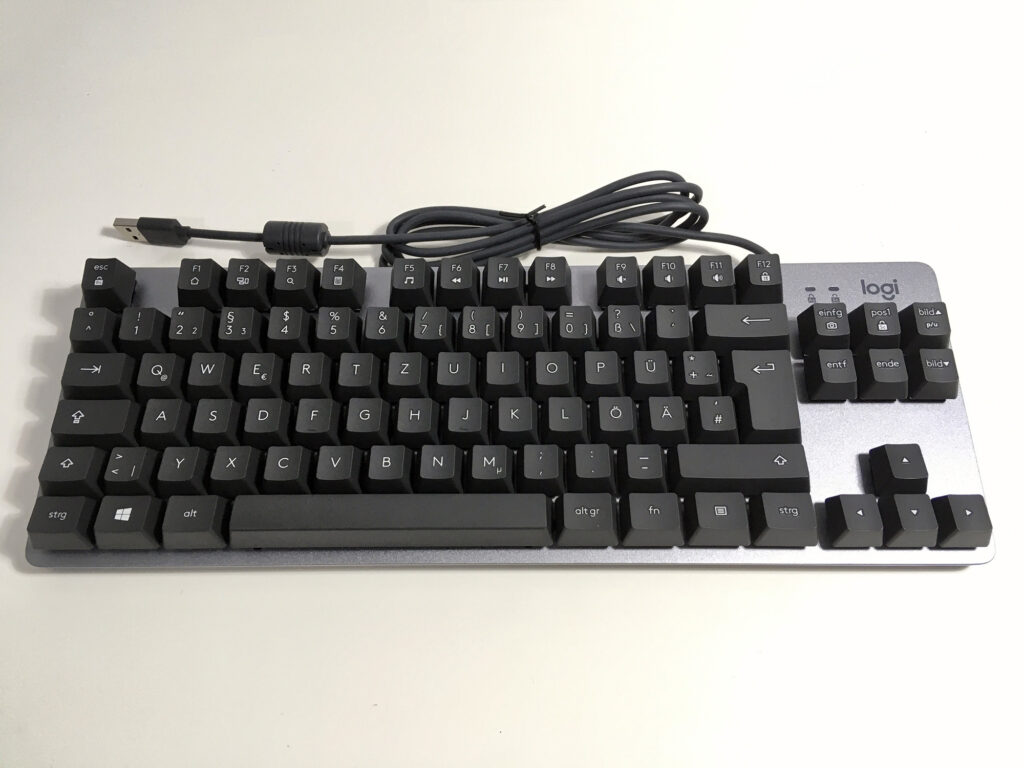 logi k835 tkl oben