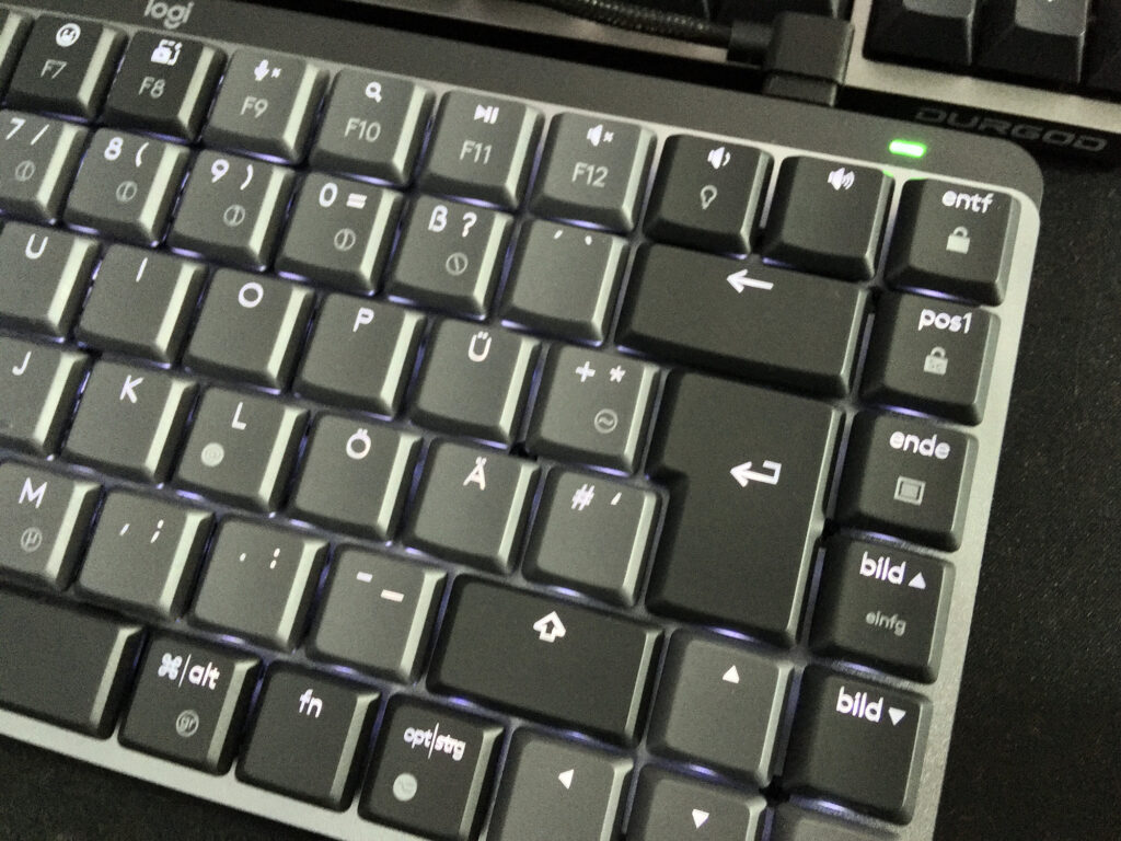 mechanische tastatur logi mecha mini led