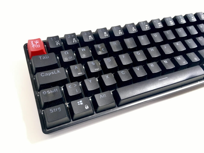 RK68 mit Custom ESC Taste von Ducky